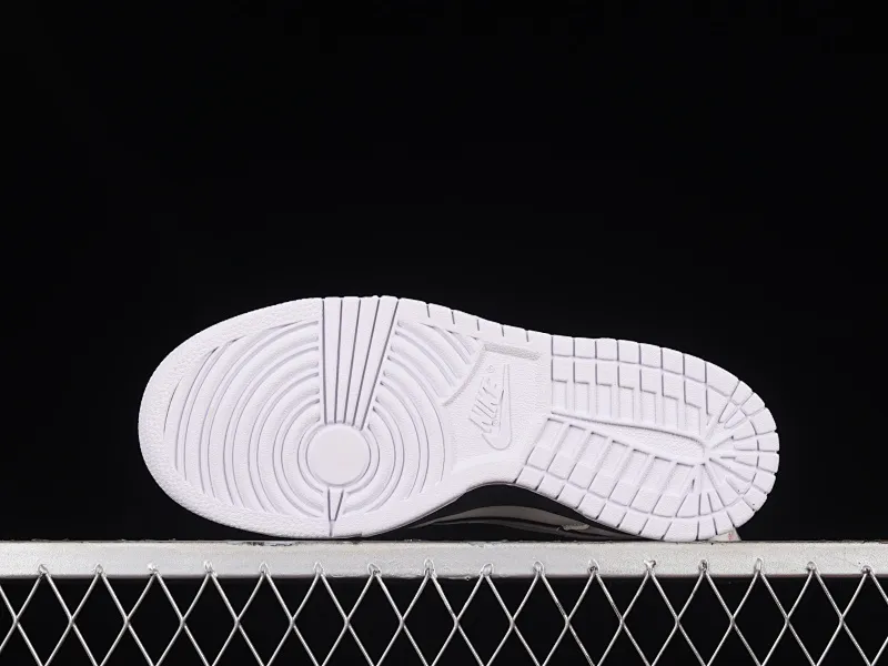 All Categories Nk SB Dunk Series Nk SB Dunk Low Low-top sneakers Otomo Katsuhiro x Nk SB Dunk Low "Steamboy OST" Otomo Katsuhiro co-branded SB low-top sports and leisure sneakers LP3445-002